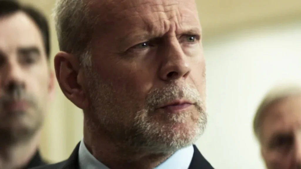 Filme 'Assalto ao poder', disponível na Netflix, traz Bruce Willis em grande forma.