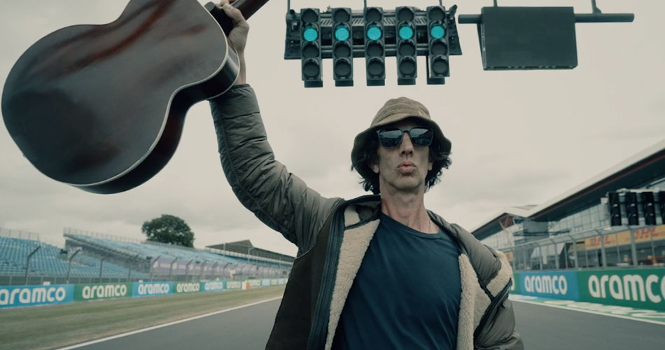 Richard Ashcroft cria versão do videoclipe de “Bitter Sweet Symphony” para a F1